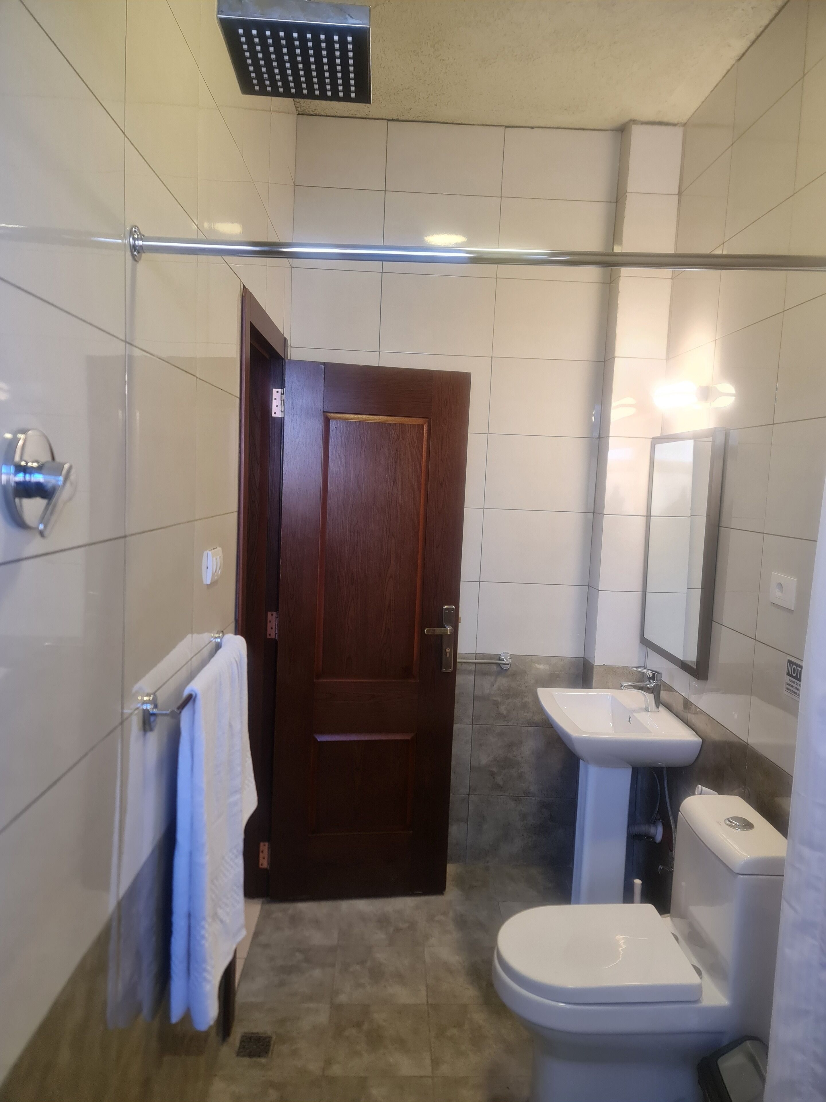 Foto - FBK Guest House