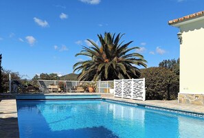Utomhuspool