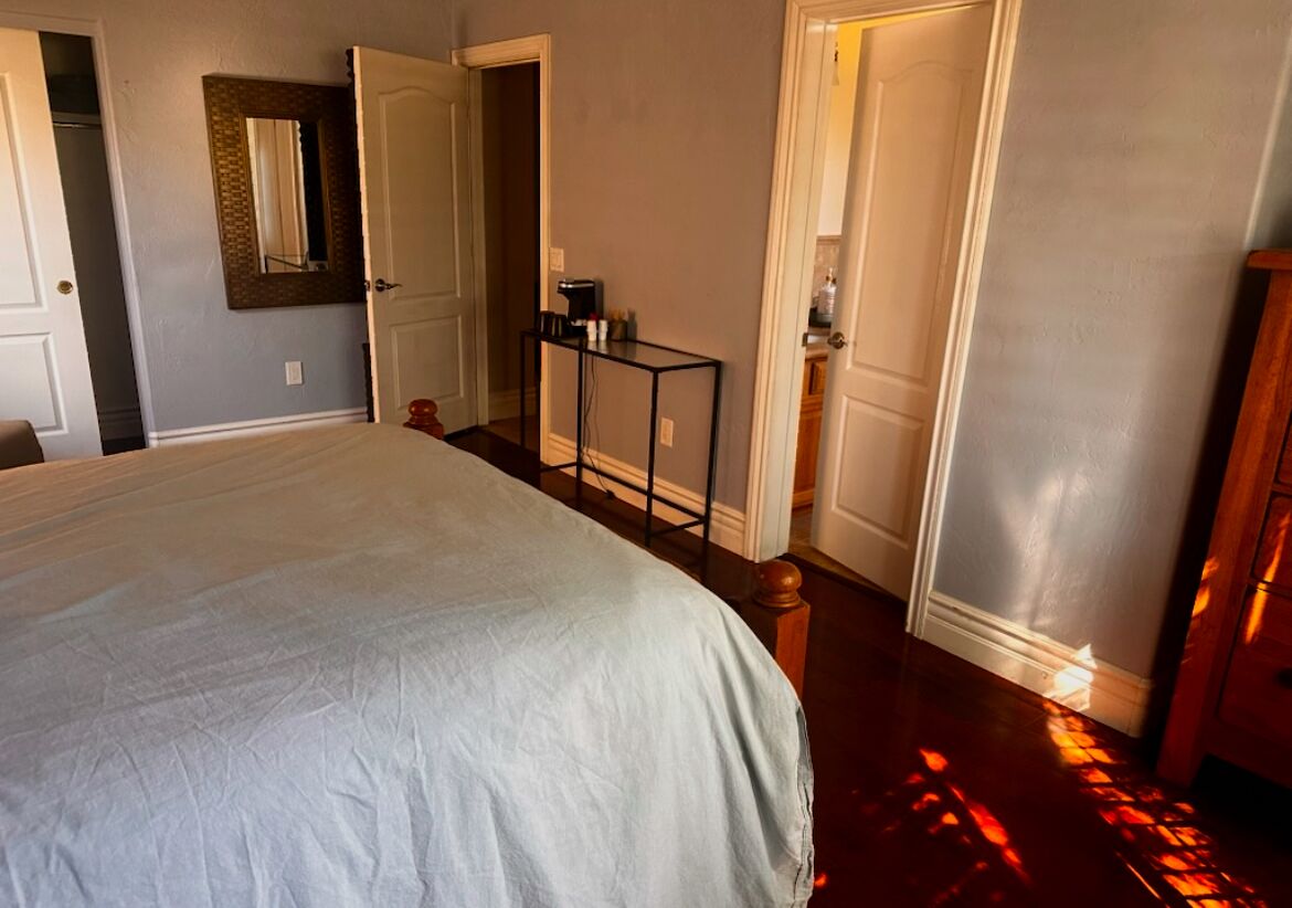 1 bedroom, in-room safe, desk, iron/ironing board