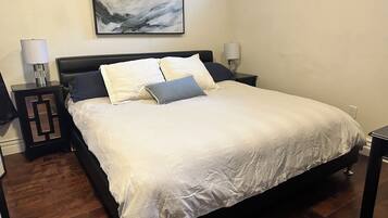 1 bedroom, in-room safe, desk, iron/ironing board