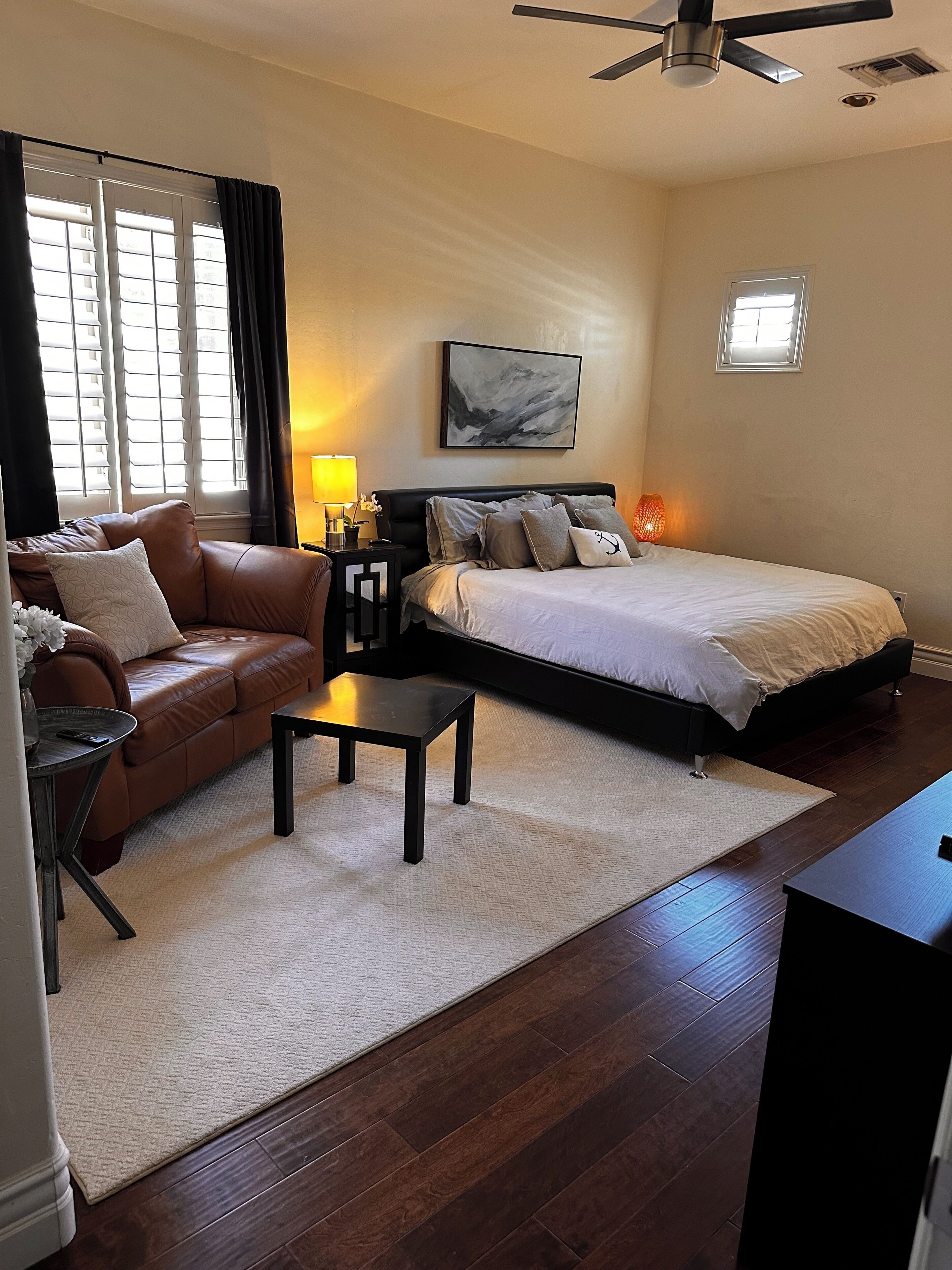1 chambre, coffres-forts dans les chambres, bureau