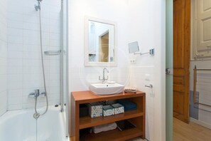 Hair dryer - Nice apartment in Rambla Poblenou (Barcelona)