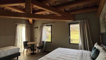 Coffres-forts dans les chambres, rideaux occultants