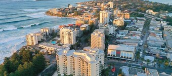 Pool View, Lift Access 503, Opposite North Cronulla Beach