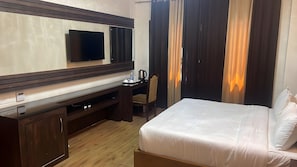 Premium bedding, memory-foam beds, desk, free WiFi