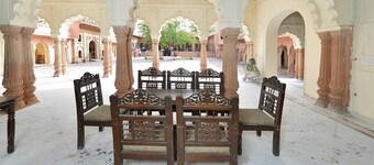 Raja Nahar Singh Palace