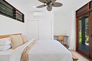 4 habitaciones, tabla de planchar con plancha y wifi gratis