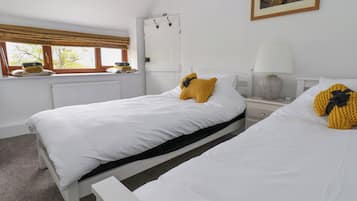 3 bedrooms, individually decorated, individually furnished, free WiFi