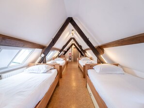 4 Schlafzimmer, Reisekinderbett, kostenloses WLAN