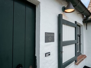 Exterior detail - Stunning private villa for 12 people with WIFI, TV, terrace and pets allowed (Bruges)