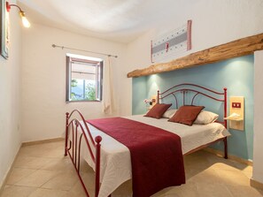 3 camere, culla da viaggio, Wi-Fi gratuito