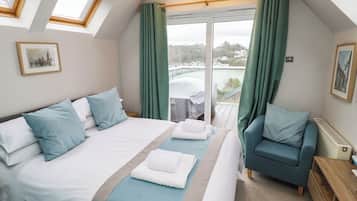 3 dormitorios, decoración individual, mobiliario individual