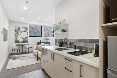 12th Avenue Queenstown Suite 14