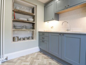 Interior - Valley View (Leyburn)