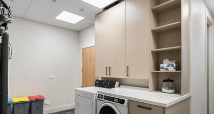 12th Avenue Queenstown Suite 16