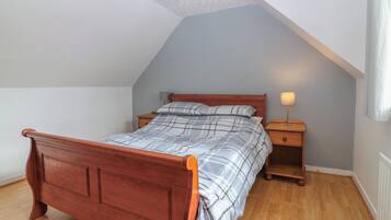 3 bedrooms, individually decorated, individually furnished, free WiFi