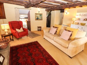 Living area - The Farmhouse (Coniston)