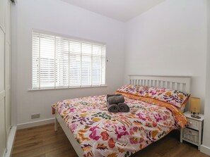 3 quartos, individualmente decorados, individualmente mobiliados