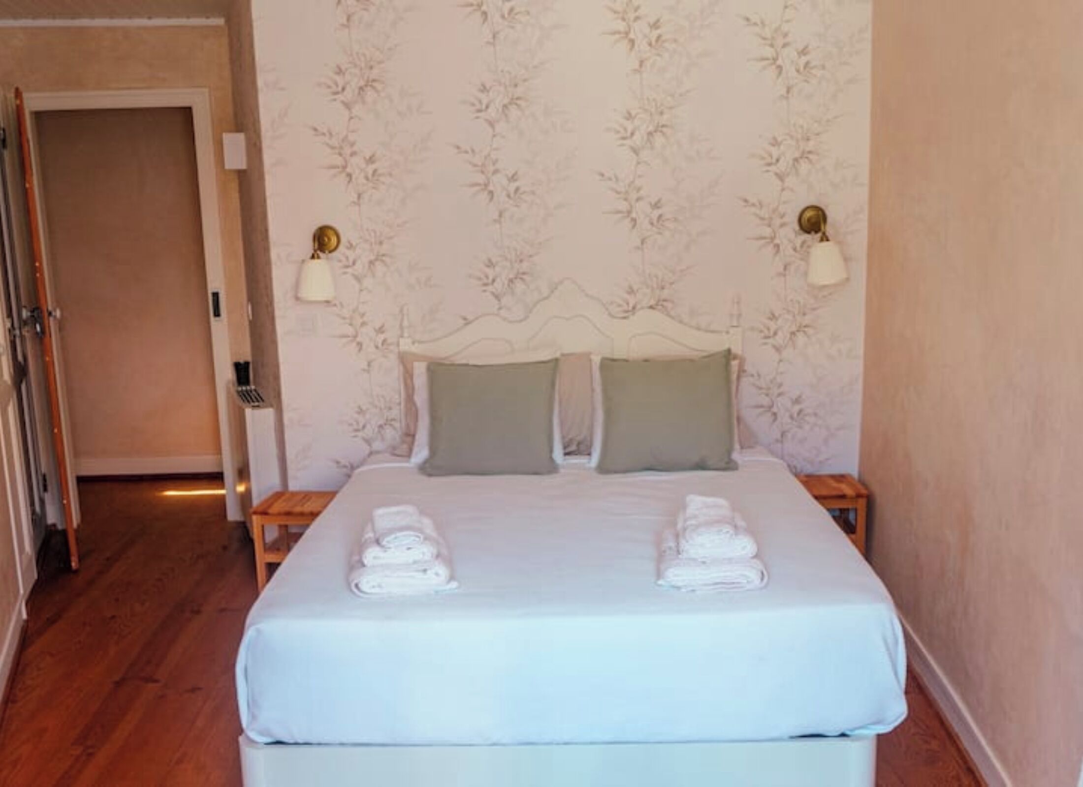 2 bedrooms, iron/ironing board, travel crib, WiFi