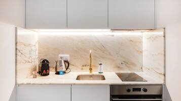 City Duplex, 1 Bedroom, Non Smoking, Air conditioning | Private kitchenette