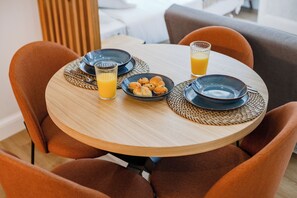 Chambre Duplex Ville, 1 chambre, non-fumeur, climatisation | Cuisinette privée