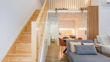 City Duplex, 1 Bedroom, Non Smoking, Air conditioning | Living area