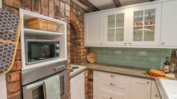 Fridge, dishwasher, electric kettle, toaster