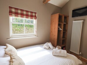 Cottage | Individually decorated, individually furnished, free WiFi