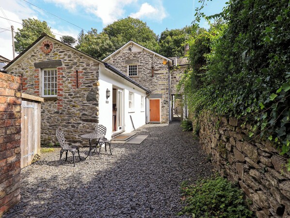 Cottage | Exterior