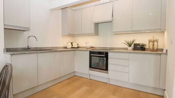 Fridge, dishwasher, electric kettle, toaster