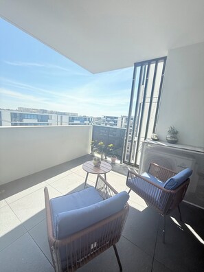 Property grounds - Modern Luxury 2-Bedroom Apartment in the Heart of Bankstown (Bankstown)