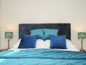 1 chambre, décoration personnalisée, ameublement personnalisé