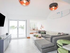 Living area - Argoed (Y Felinheli)