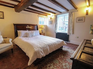 4 Schlafzimmer, individuell dekoriert, individuell eingerichtet