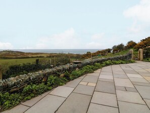 숙박 시설 구내