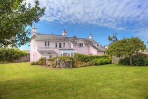 Exterior - Ty Ffynnon (Pwllheli)