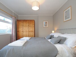 3 bedrooms, individually decorated, individually furnished, free WiFi