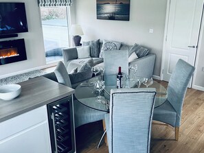 Dining - The Warren O7 (Pwllheli)
