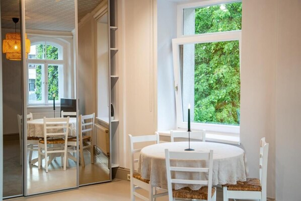 Apartment, 1 Bedroom, Patio, Garden View | Dining room - Hidden Gem Riga Apartment With Garden Views (Riga)