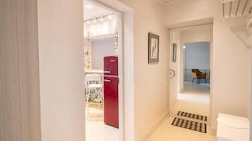 Apartment, 1 Bedroom, Patio, Garden View | Hallway