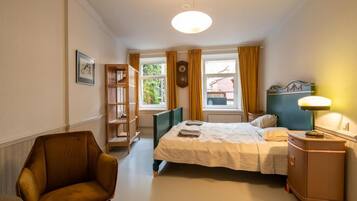 1 quarto
