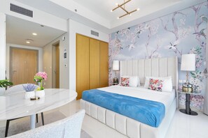 Superior Studio Suite, Ocean View | In-room safe, laptop workspace, blackout curtains, iron/ironing board - Lux BnB Aykon City  (Dubai)