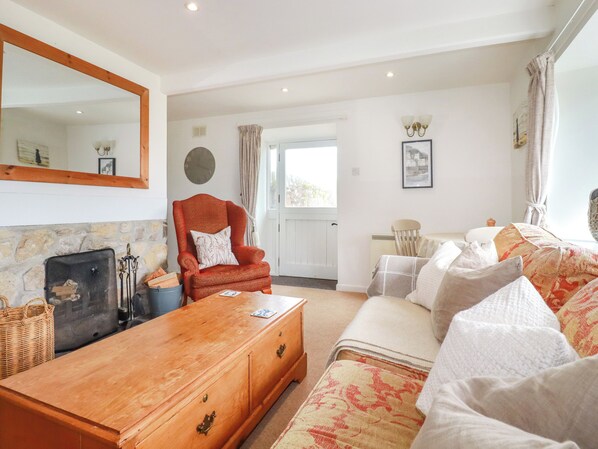Living area - Bray Cottage (Bodmin)
