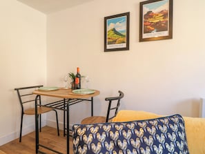 Dining - Bear Cottage (Matlock)