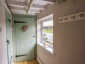 Interior - Atlanta (Whitby)