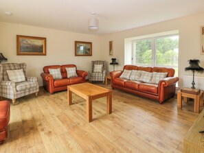 Living area - The Barn, Drumbow Farm (Airdrie)