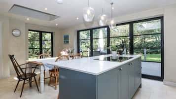 Cottage | Interior