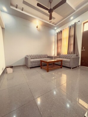 Family Double Room, Balcony, Mountain View
