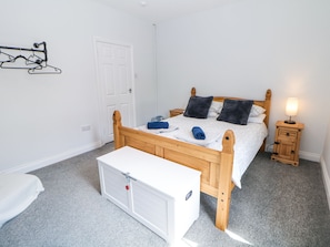 Chaumière | 4 chambres, décor unique, ameublement unique, accès au Wi-Fi (inclus)