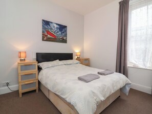 1 bedroom, individually decorated, individually furnished, free WiFi - 6 Searock Apartments (Ilfracombe)